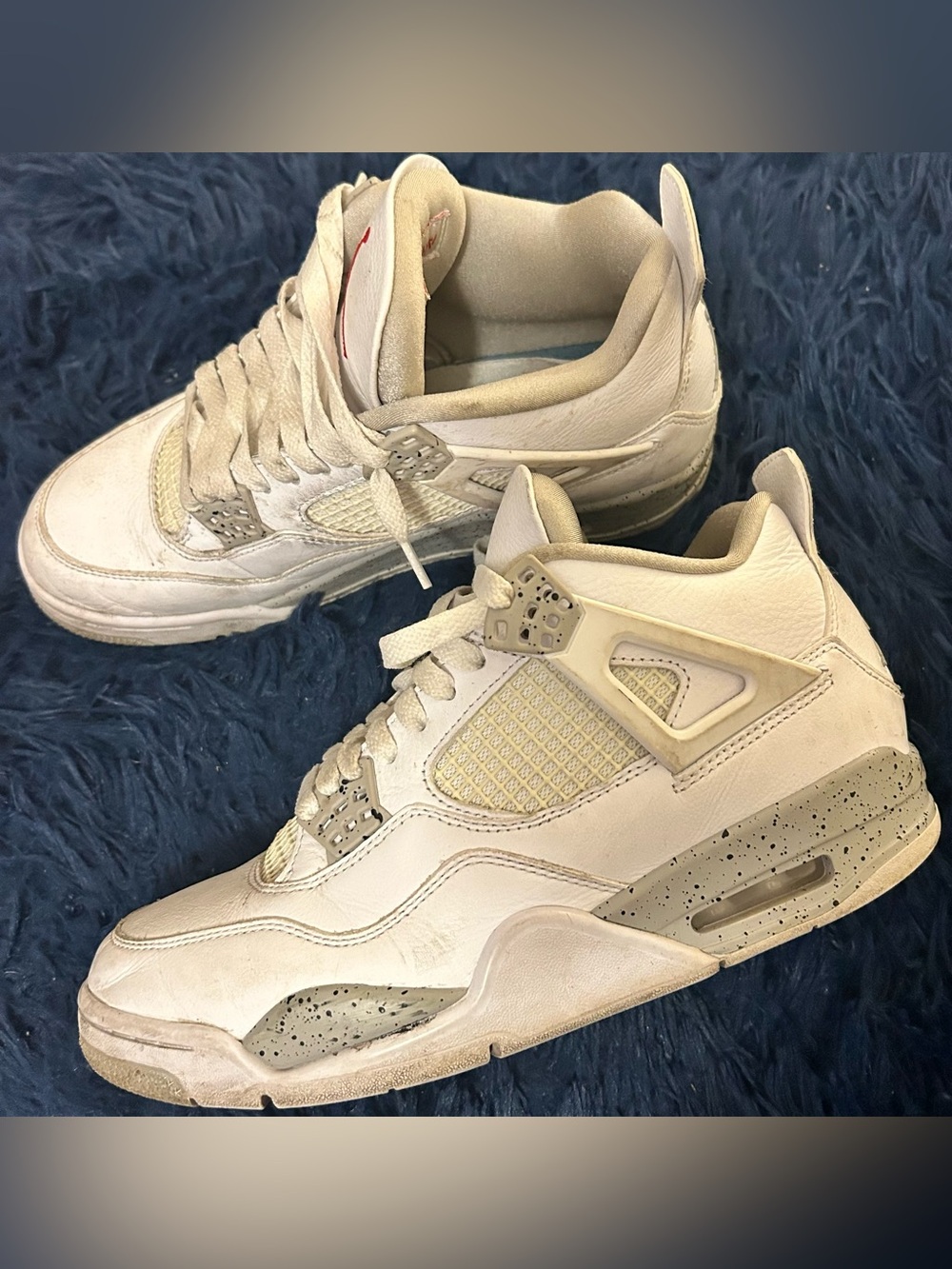 Jordan Air Jordan 4 "White
Oreo" White/Gray/Red Mid Top
Sneaker US 8 CT8527-100